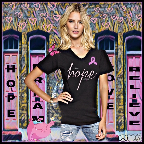 โ๐ผ๐๐ V-neck Tee โI am hopeโ - Picture 2 of 6